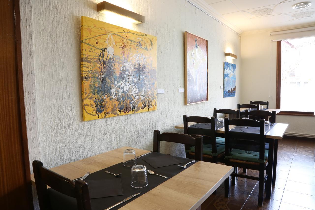 Hostal Torras 圣希拉里萨卡尔姆 外观 照片
